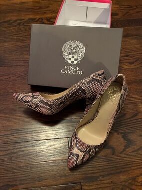 Vince Camuto Pink Snake-Print Pointed-Toe Stilettos